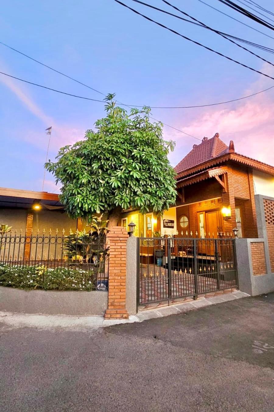 Omah Tabon Jogja - Close To Malioboro Γιογκιακάρτα Εξωτερικό φωτογραφία